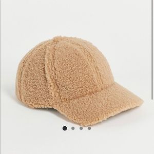 Nude wool-like baseball cap